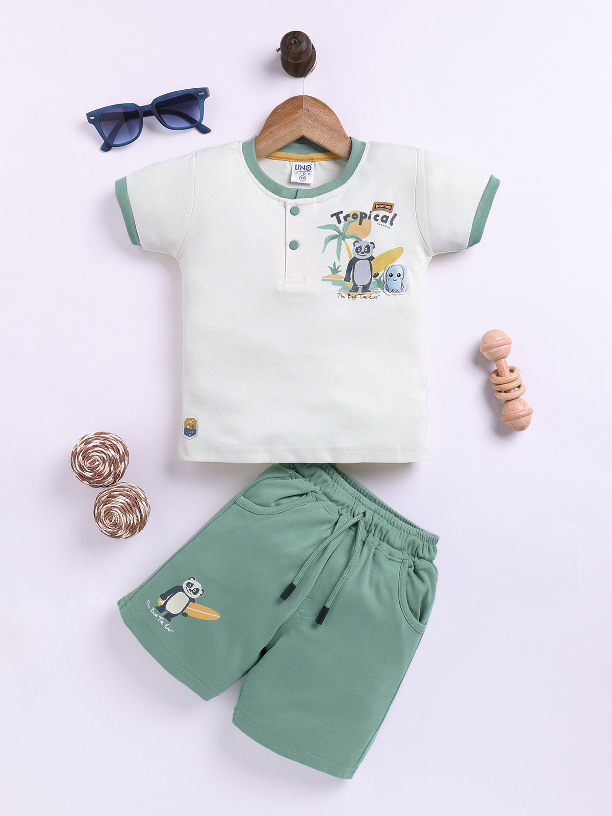 Green Printed T-Shirt Pant Set for Boys by Uno Kids