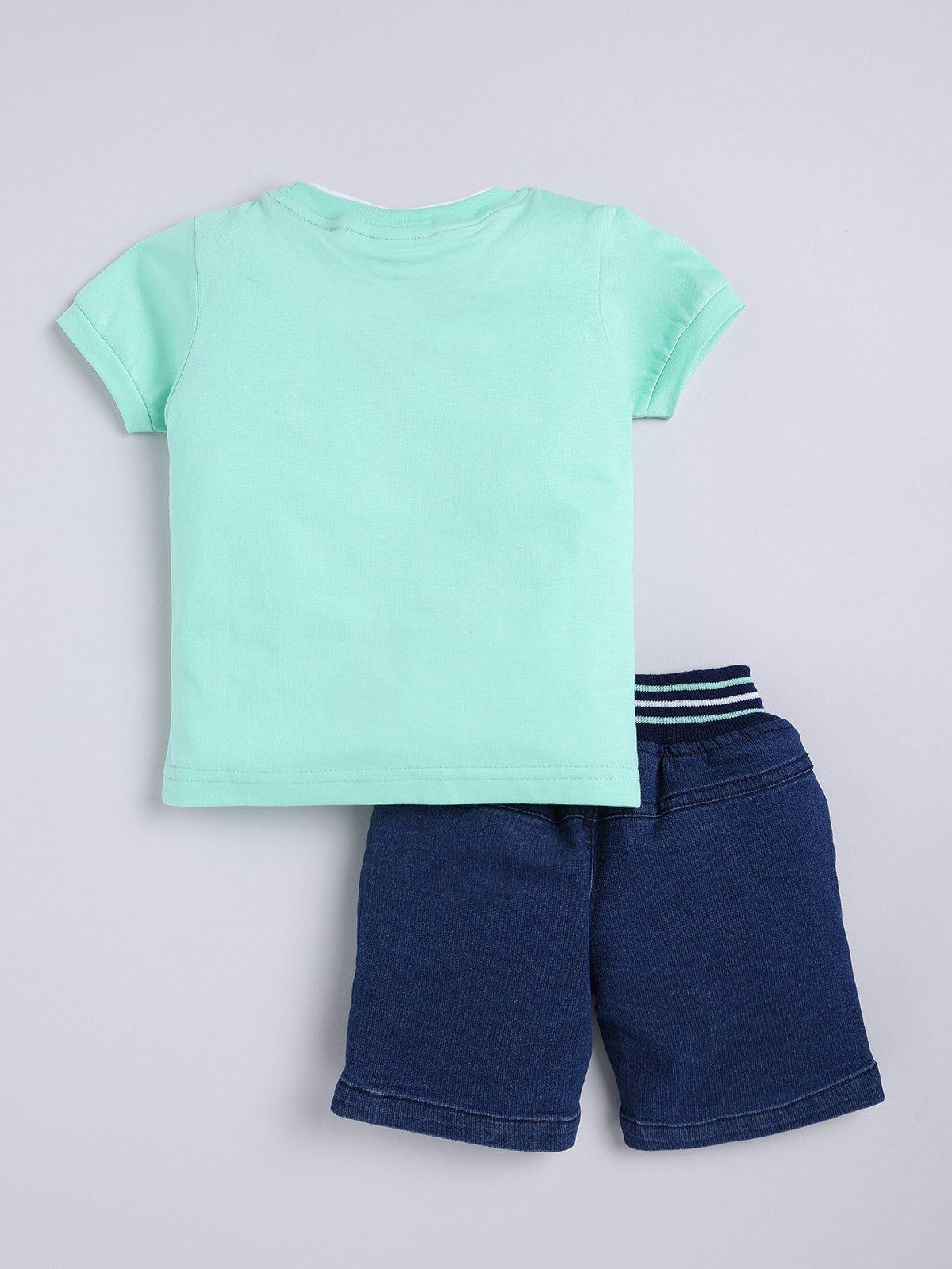 Mint Printed T-Shirt Pant Set for Boys by Todos