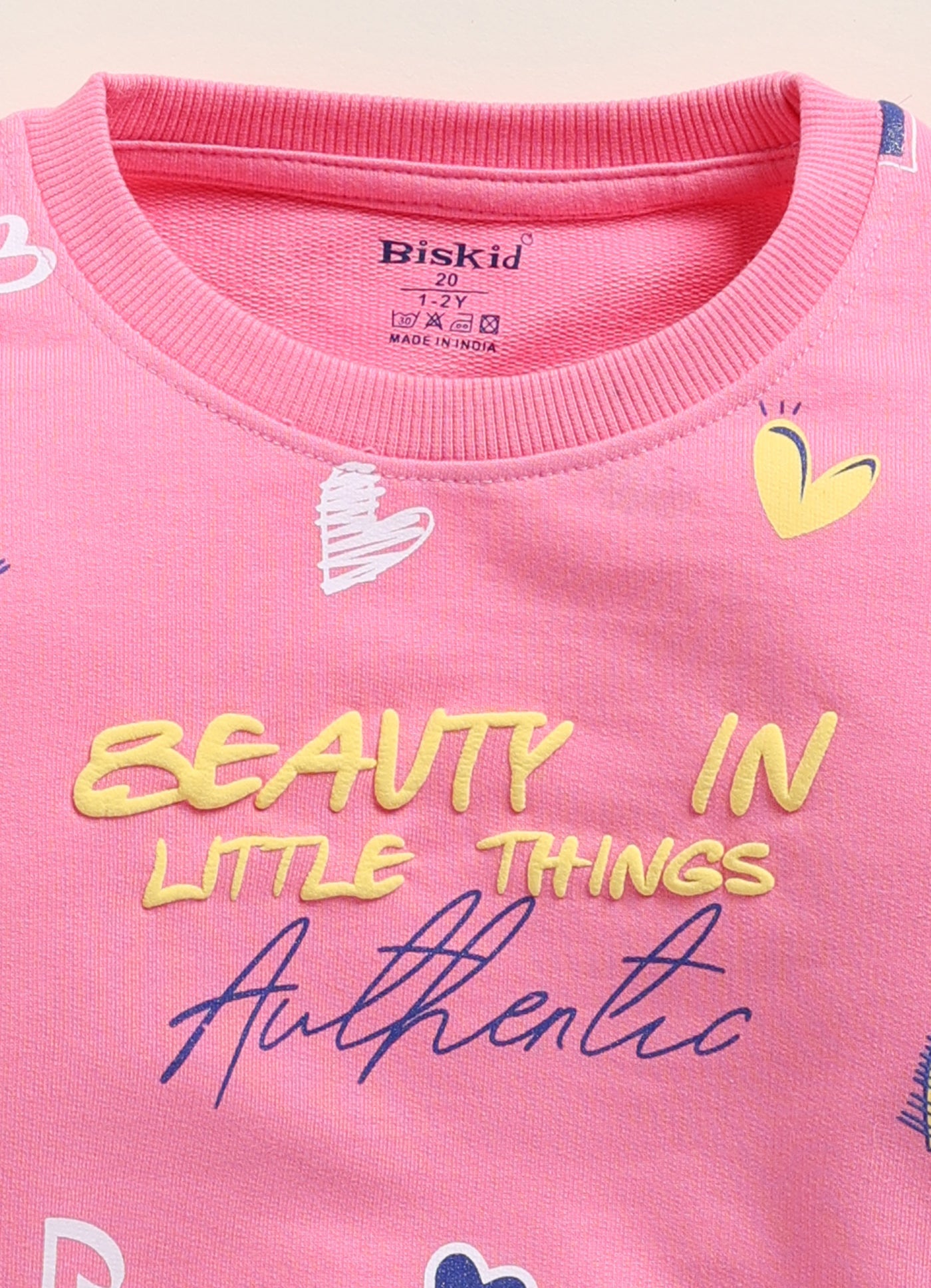 Biskid Girls "Beauty in Little Things" Heart Print Graphic Sweatshirt - Pink