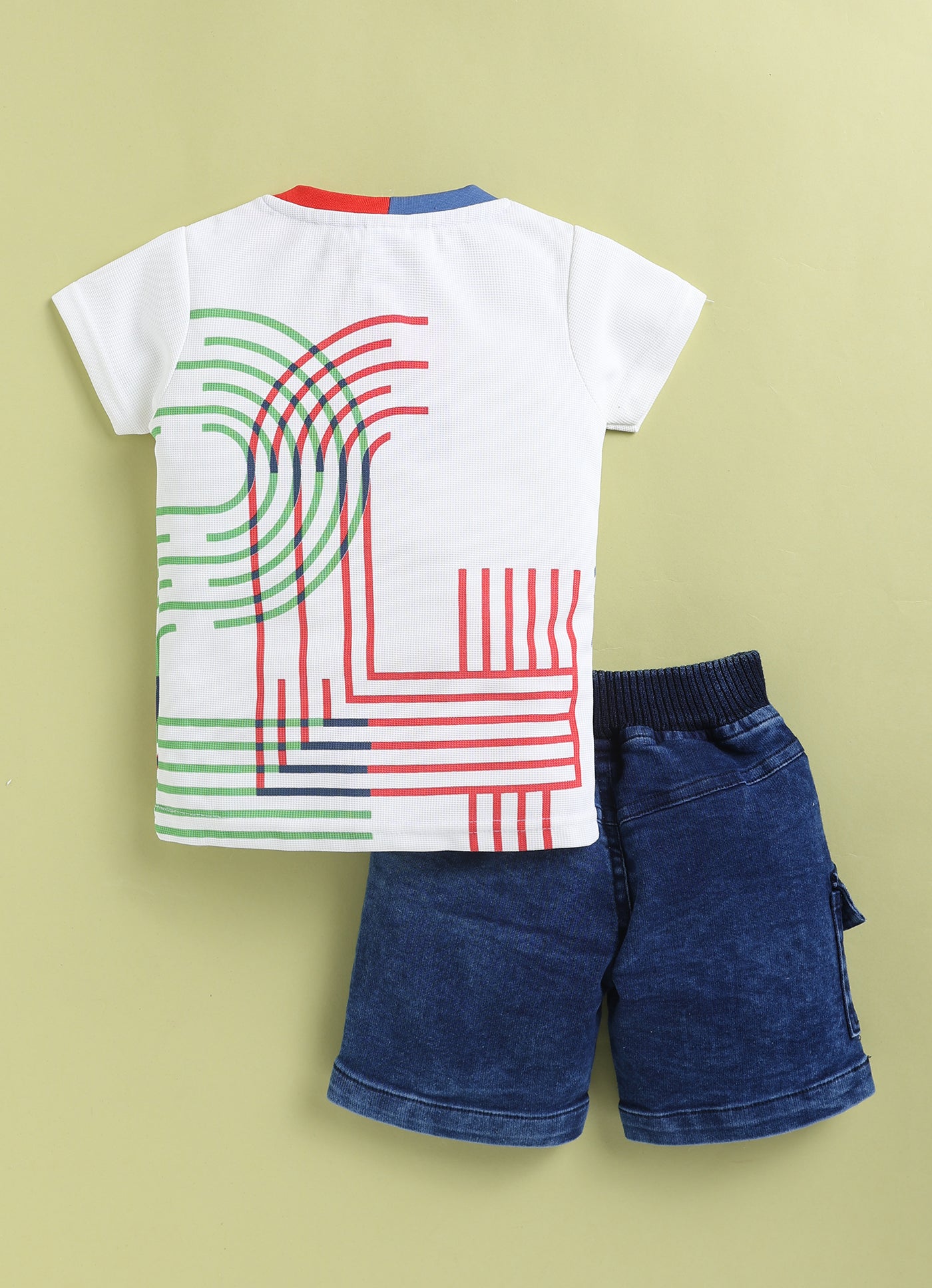 TODOS Boys Sporty Graphic Henley Red T-Shirt and Cargo Shorts Set